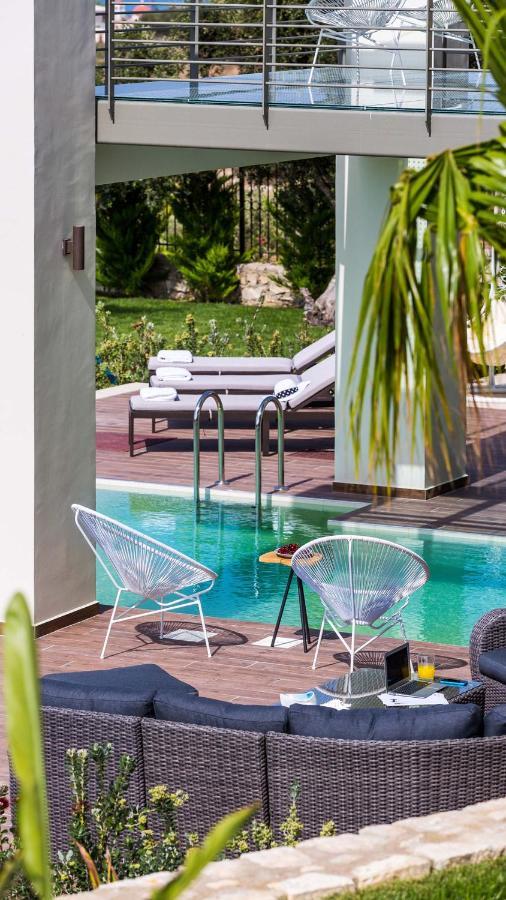 Villa Emilia I Luxury, Amazing Seaview, Next To The Town Kissamos Bagian luar foto